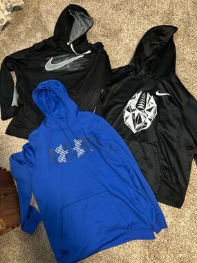 Nike & Under Armour Mens Hoodie Bundle Size XL- Black & Royal Blue